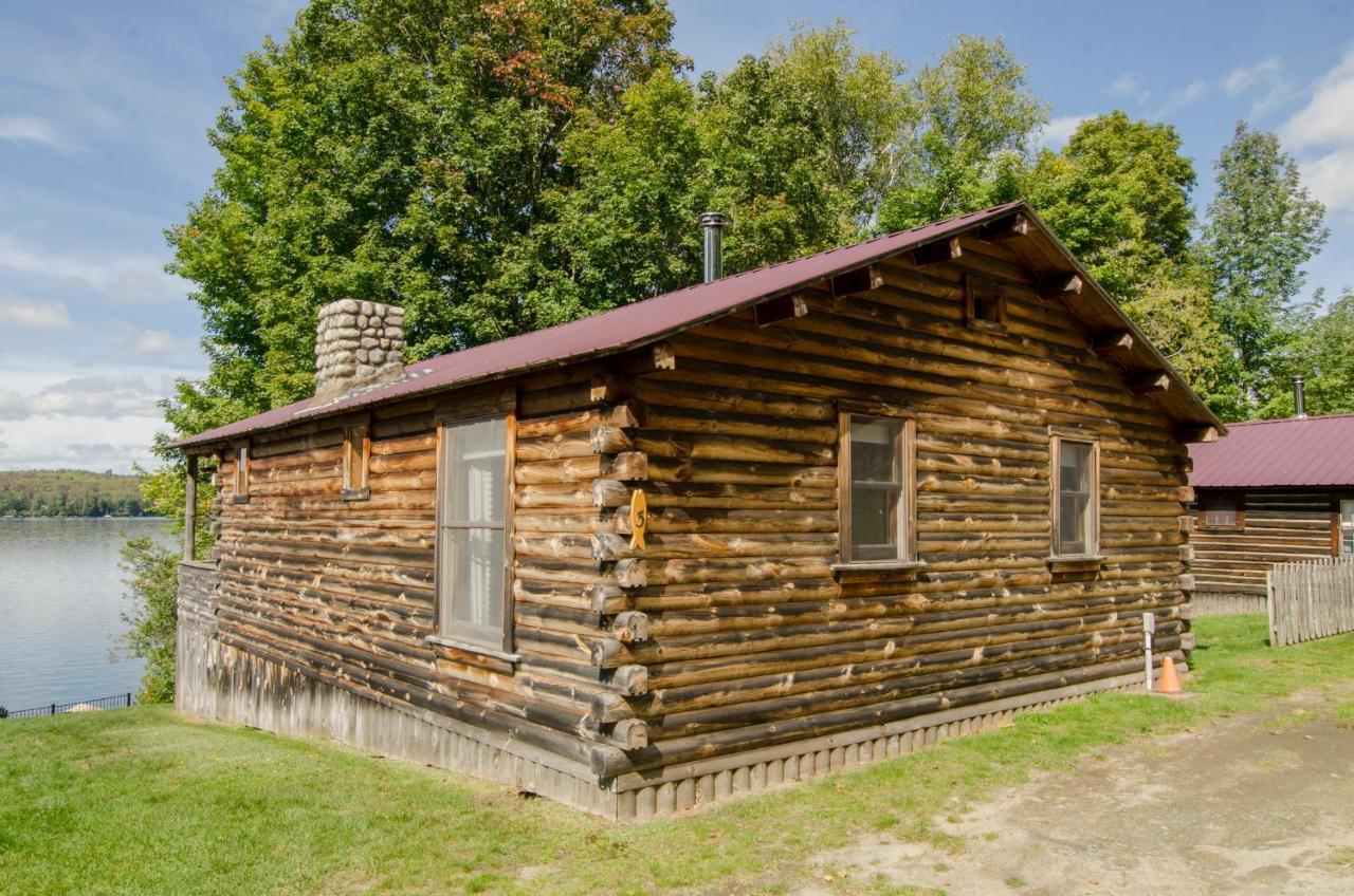 Mountain Lake Cottages Westmore Екстериор снимка