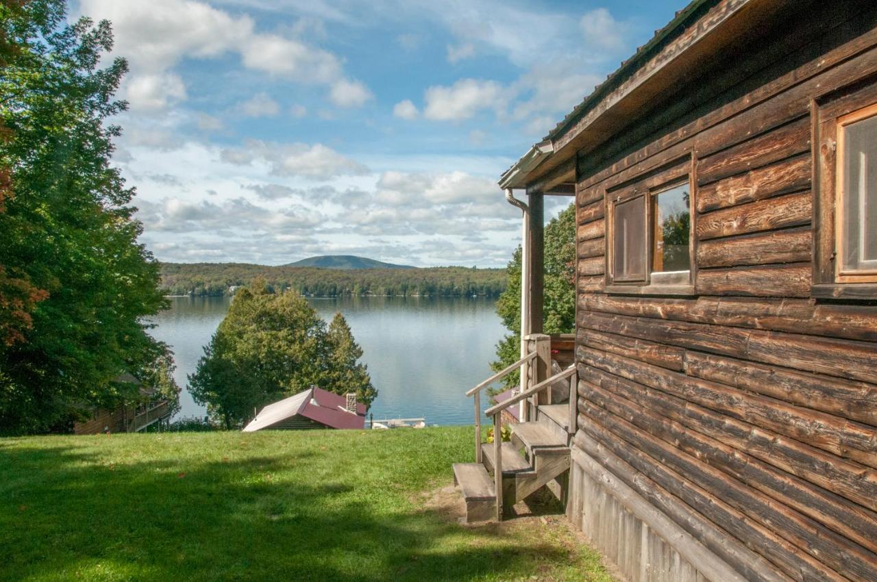 Mountain Lake Cottages Westmore Екстериор снимка