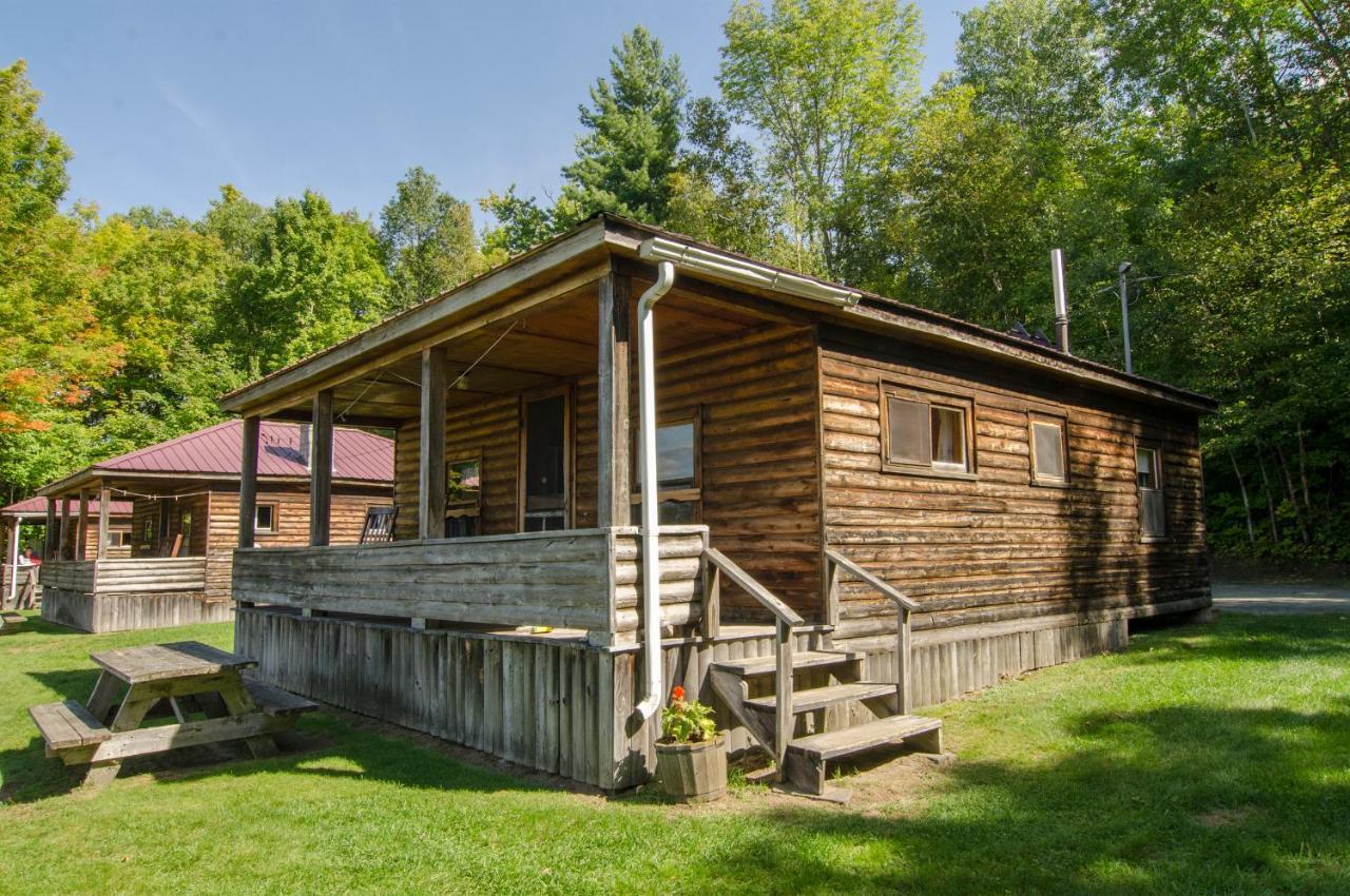 Mountain Lake Cottages Westmore Екстериор снимка