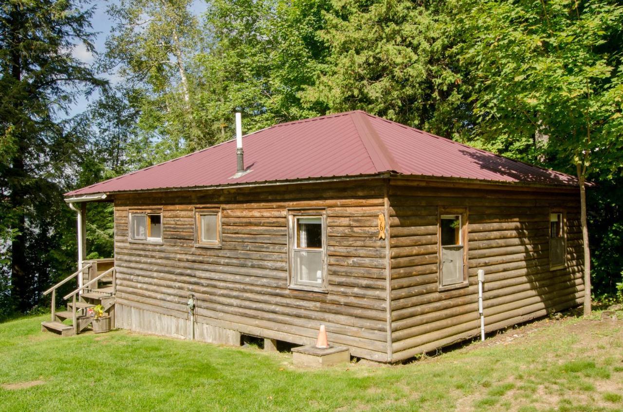 Mountain Lake Cottages Westmore Екстериор снимка
